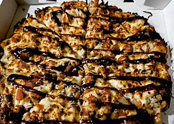 Starvin’ Pizza Bar