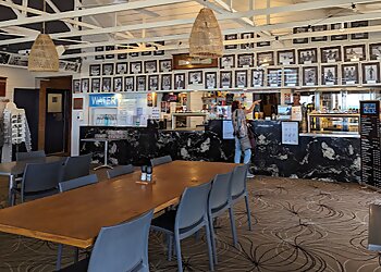 Surf Club Restaurant & Bar