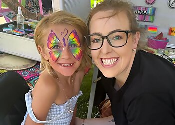 Sweet Cheeks Face Painting