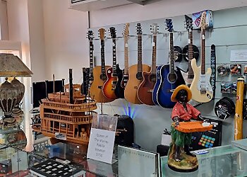 Tamworth Antiques and Collectables