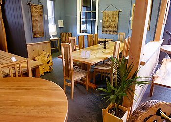 The Distinctive Centre