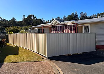 Port Macquarie Fencing Contractors The Fencing Guys Port Macquarie image 1