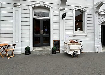 The Little Poet Pâtisserie