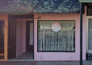 The Travelling Curls