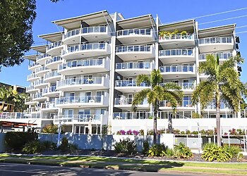 Hervey Bay Apartments For Rent Tingeera Luxury Beachfront Apartments image 1