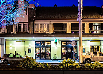 Tourist Hotel