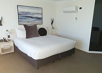 Townhouse Hotel Wagga