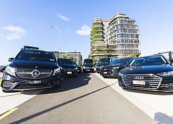 Sunshine Coast Limo Hire UltiMate Executive Transfers image 1