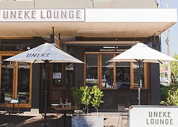Uneke Lounge