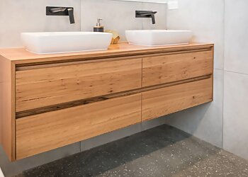 Vella's Designer Cabinets