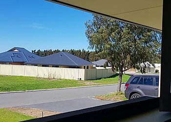 Vibrant Window Cleaning