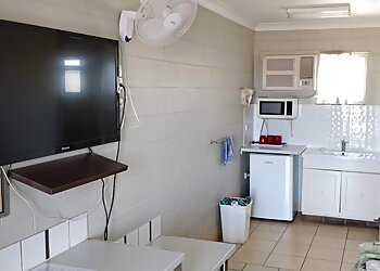 Welcome Home Motel & Apartments