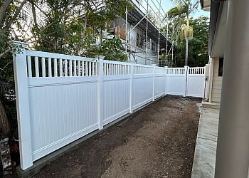 Wood Wizard Fencing & Landscaping