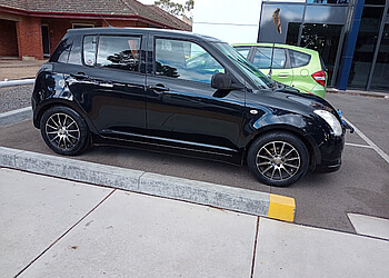 Woollards Auto Body Works